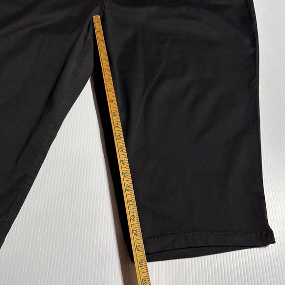 Catherines Sateen Capri Pants Stretch Comfort Waist Size 30 W Black NWT - Picture 12 of 12